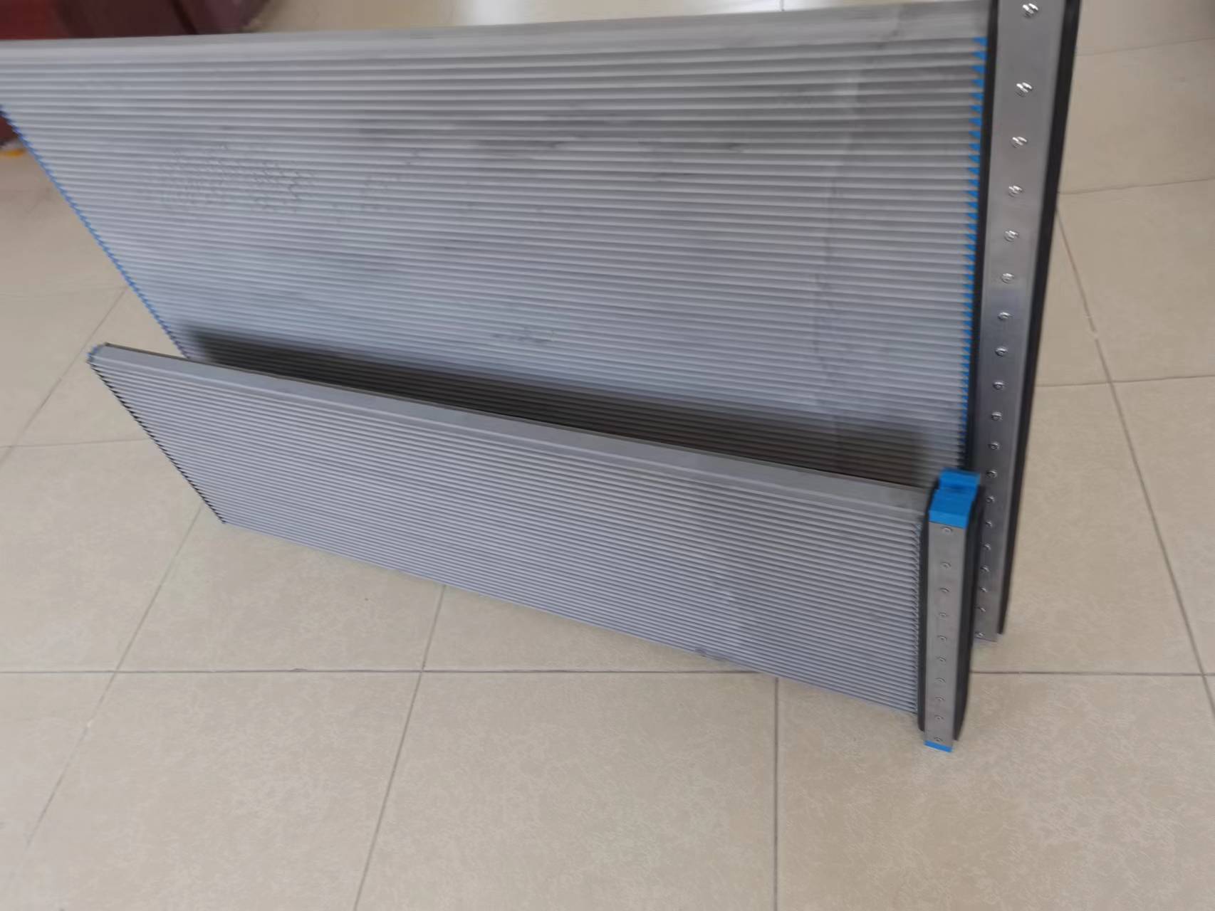 防靜電塑燒板濾芯的價(jià)格是多少?(圖1) 防靜電塑燒板濾芯的價(jià)格是多少?(圖1)